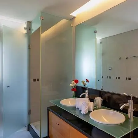 Sleeps 6 With Pool Air Con And Wifi * Vale do Lobo